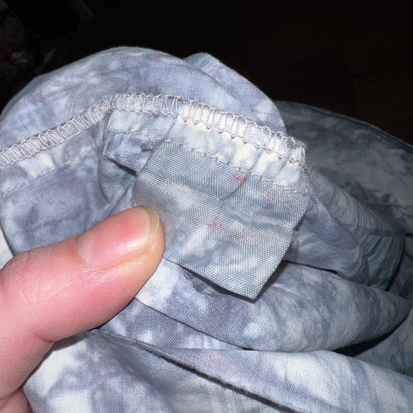 Set of 2 King Size Custom Tie-Dyed Green & Gray Pillowcases - Picture 8 of 10